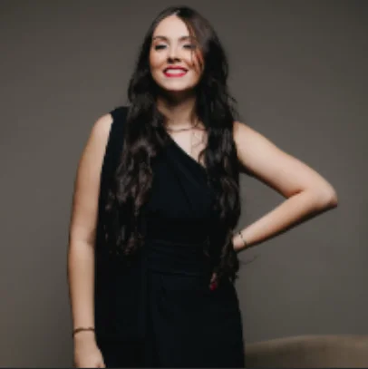 Paula Gabrielly	Saraiva Fernandes 